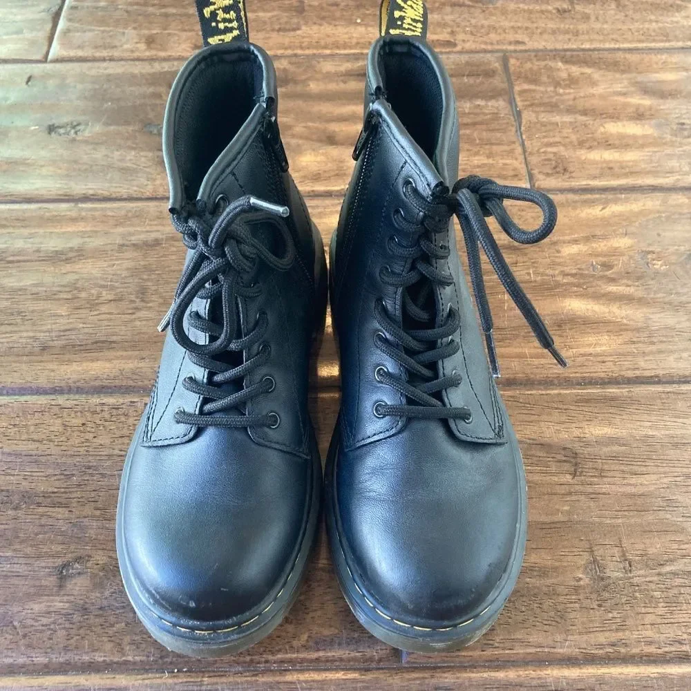 Dr. Doc Martens 1460 J  Black Smooth Leather Boots Big Kid Sz 3 Chunky Combat